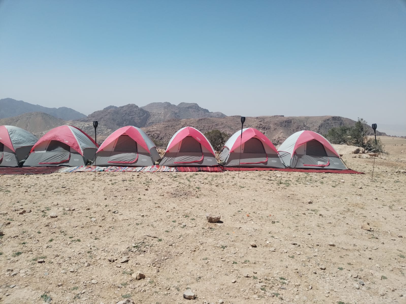 trekking and hiking tour in jordan, adventure hiking and trekking tour in jordan